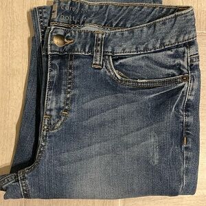 Curvy fit boot cut. Size 8L